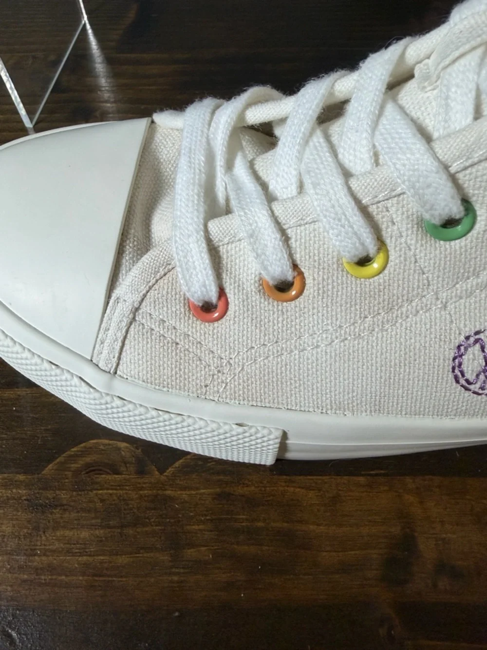 American Eagle Outfitters Trust in Love  White High-Top Sneakers with Embroidery